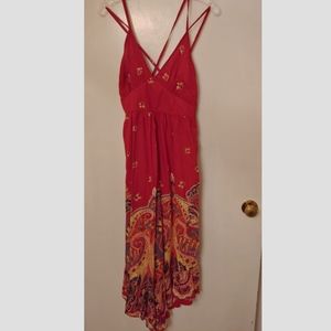 Floral sleeveless jumper.